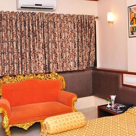 Hotel Siddhartha Mumbai Dış mekan fotoğraf