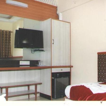Hotel Siddhartha Mumbai Dış mekan fotoğraf