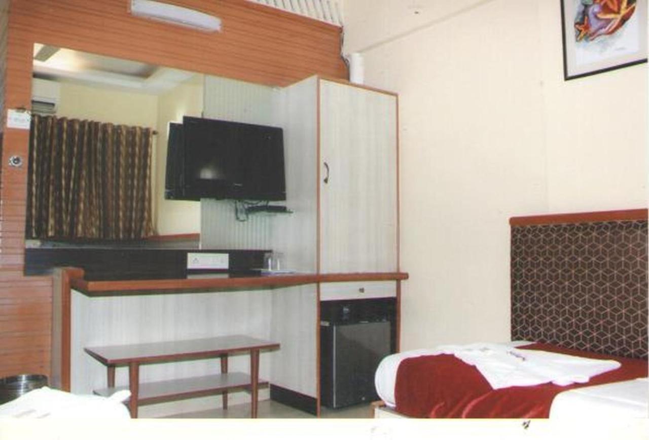Hotel Siddhartha Mumbai Dış mekan fotoğraf